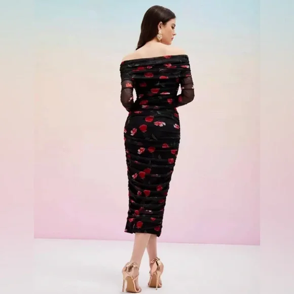 Elegant Black and Red Floral Off-Shoulder Dress - Picture 2 of 5